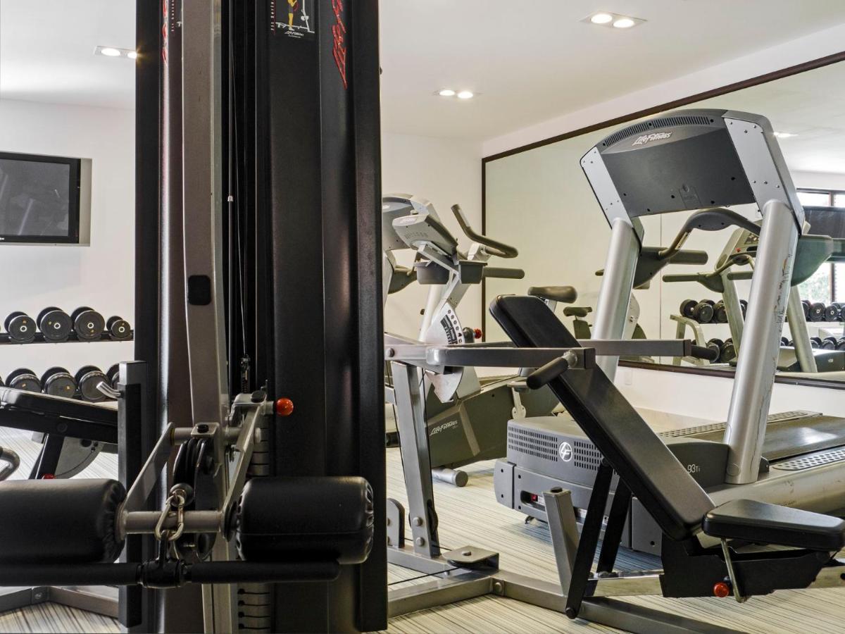 Fiesta Inn Toluca Centro Ngoại thất bức ảnh