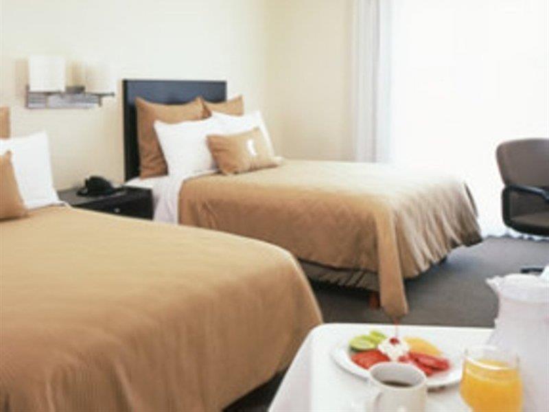 Fiesta Inn Toluca Centro Ngoại thất bức ảnh